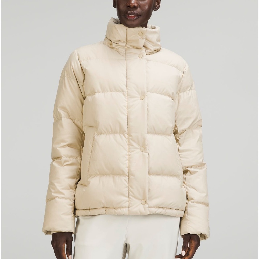 Lululemon wonder puff jacket in gold/brown